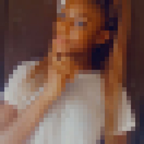 Nicole 